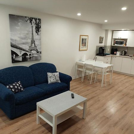 Spacious Basement One Bedroom Apartment, Wifi. Montréal Extérieur photo