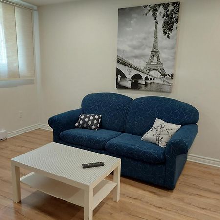 Spacious Basement One Bedroom Apartment, Wifi. Montréal Extérieur photo